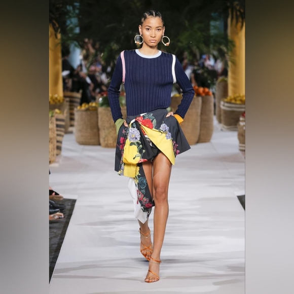 Oscar de la Renta Dresses & Skirts - $1,490 S2020 NEW OSCAR DE LA RENTA STUNNING FLORAL RUNWAY BOW SHORT SKIRT US S
